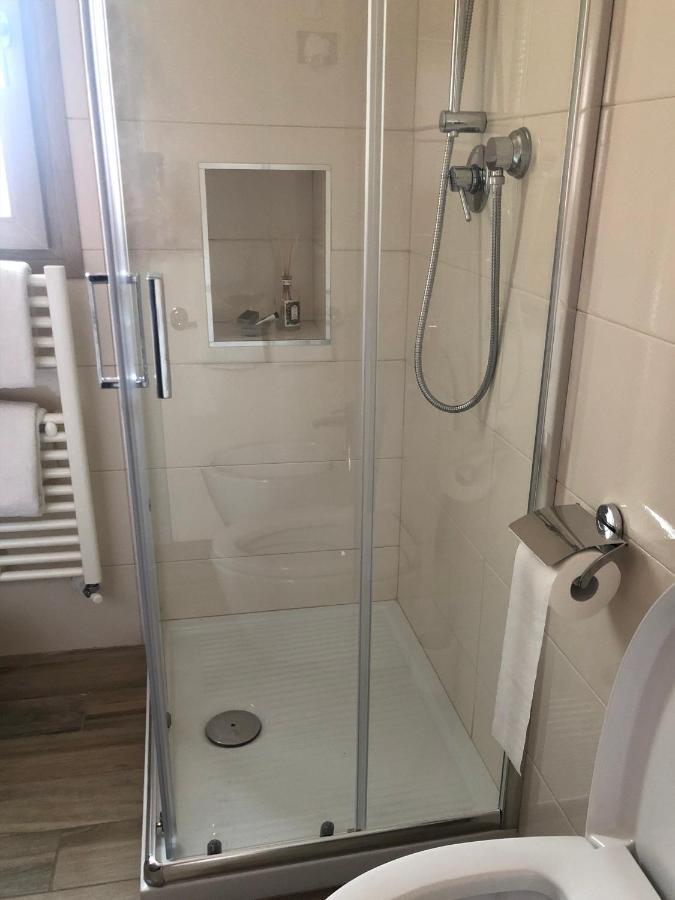 Zerostuni Suite Apartment Luaran gambar